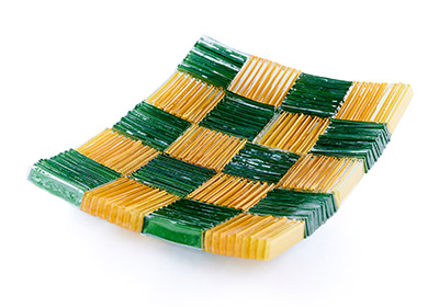 Green and Yellow Plate 20 x 25 cm (w x h) 