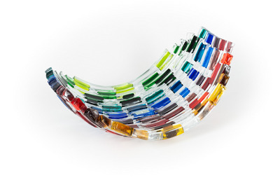 Curved rainbow 7 x 28 x 19 cm (H x W x D)